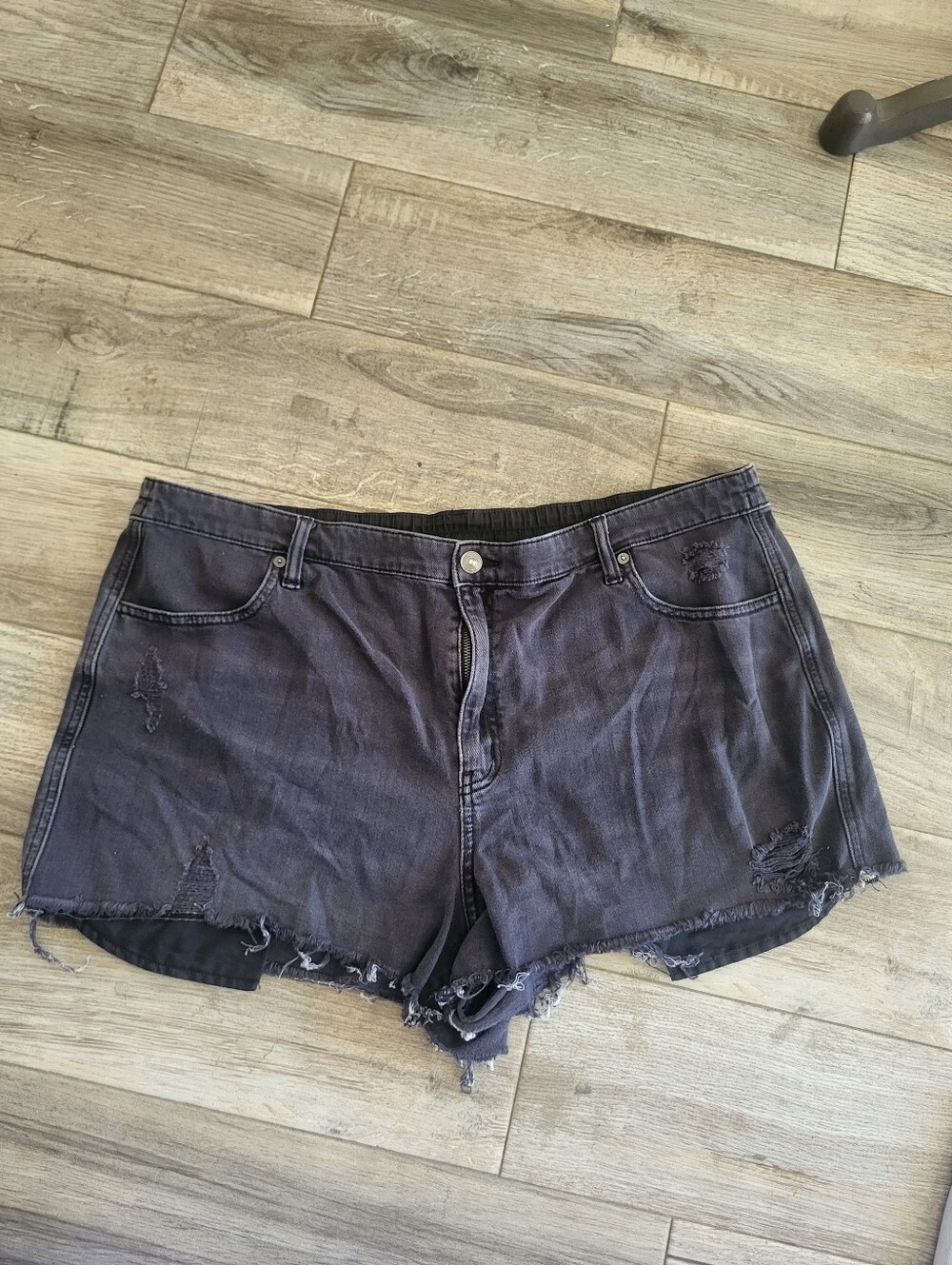aerie Charcoal Distressed High-Rise Denim Shorts Xxl8